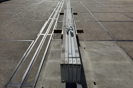 7.55 x 16.00m (121m²) platdak